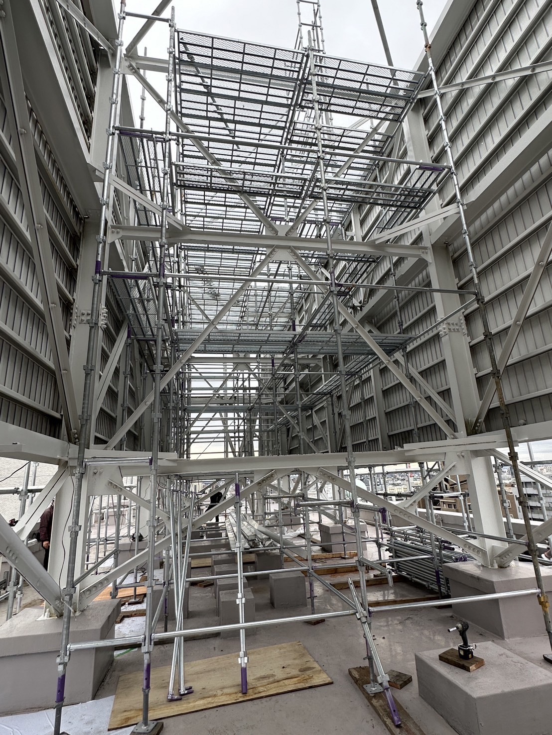 屋上看板・鉄骨解体一式請負工事